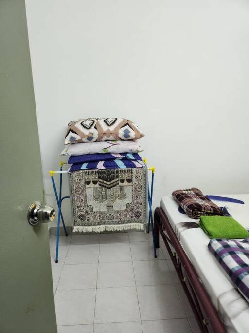 バンティング D'Haja 61 Klia Sepang With 3 Airconds & Wifiヴィラ エクステリア 写真